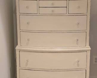 Vintage 8 Drawer Dresser