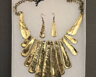 Vintage Egyptian Revival Goldtone Necklace and Earring set