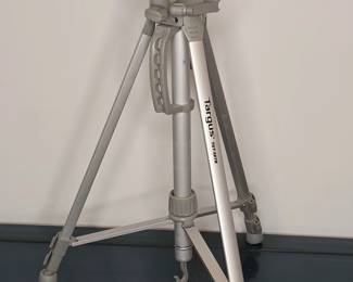 Targus TGT-58TR Tripod