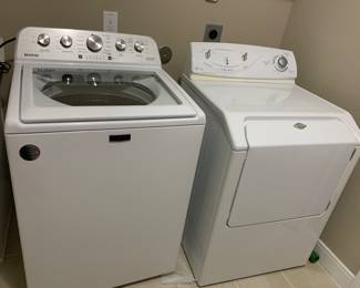 Washer and dryer in excellent condition