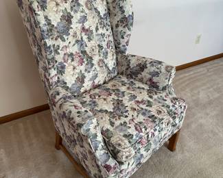 Nice floral upholstered wing back chair! EXCELLENT CONDITION!