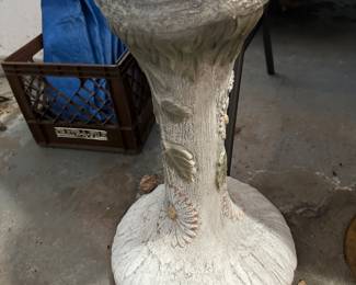 Nice base for a bird bath of planter! 