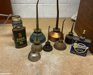 Some great vintage OIL CANS! Assorted sizes! 