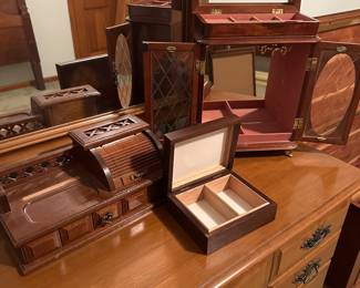 Assorted Jewelry boxes!