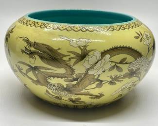 Chinese Porcelain Da Ya Zhai Dragon and Flower