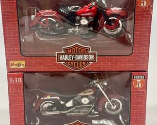 (2) Series 5 1:18 Harley Davidson Die-Cast