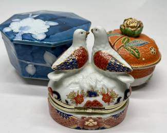 Three Vintage Porcelain Lidded Trinket Jars