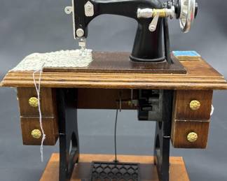'Antique Treadle Sewing Machine-Shaped' Music Box