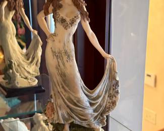 GIUSEPPE ARMANI 1999 "Celebration" Figurine