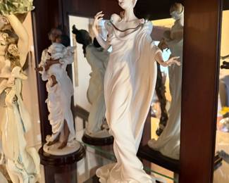 GIUSEPPE ARMANI Limited Edition "Fair Rose" Figurine