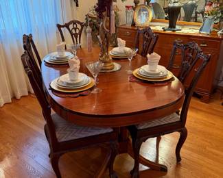 RWAY Antique Dining Room Table with Chippendale Claw and Ball Feet Chairs