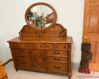 Kathy Ireland Home Bedroom Set from Vaughn Furniture Co