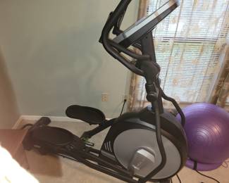 Sole E20 elliptical