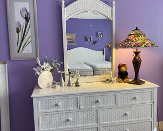 White King Bedroom Set