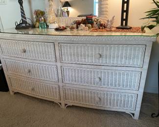 Wicker Queen Bedroom Set