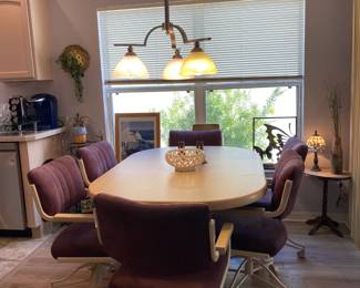 Nook Table and 6 Chairs