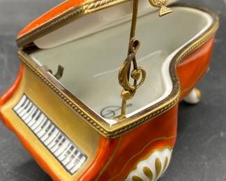 Piano Music Box
