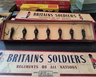 Vintage Metal Soldiers