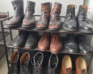Men’s leather oxfords & boots Bruno Magli, Nordstrom, Johnston & Murphy, & more 