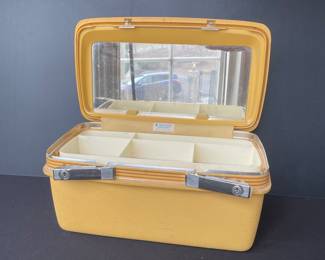 Samsonite hard travel case 