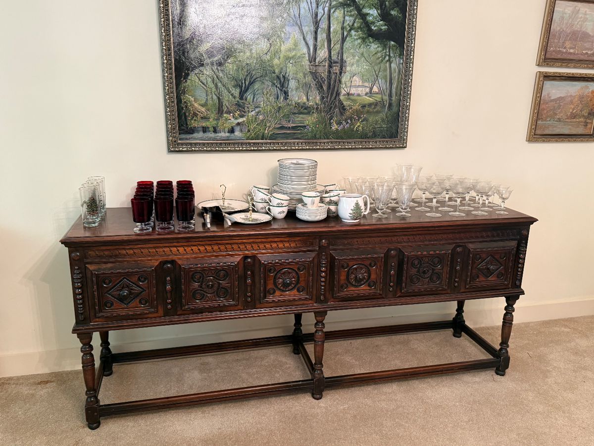 Kittinger Jacobean Sideboard