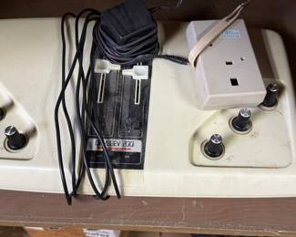 Magnovox Odyssey 200 Game Console