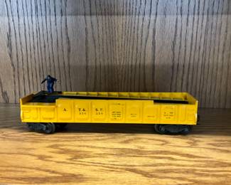 Lionel Train 3562 Santa Fe Yellow Operating Barrel Ramp Car