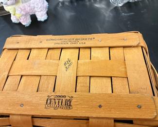 2000 Longaberger Basket