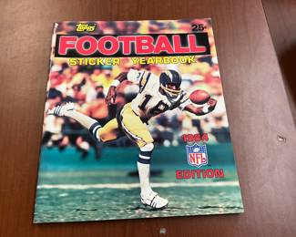 Topps Football Sticker Yearbook 1984