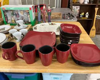 Hearthstone Stoneware 4 Person Setting