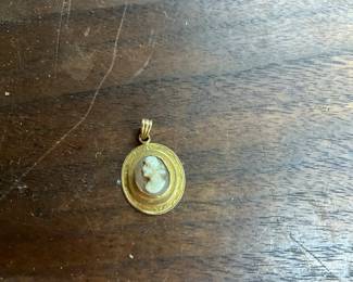 Gold Etched Frame Cameo Pendant  