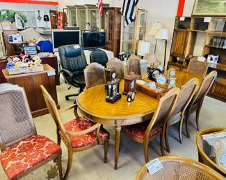 Dining Table and Chairs 