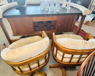 Vintage Bar 