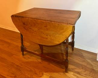 Beautiful Antique Drop Leaf Table 
Original $225
NOW $40
