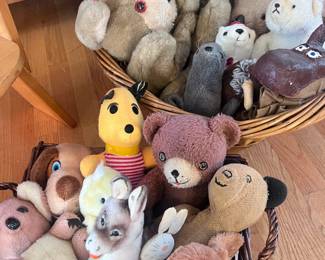 Sweetest Vintage Teddys & More