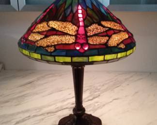 Dragonfly Shade Lamp