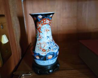 Imari Vase, Circa 1880s.  Late Meiji Dynasty. 6" High.