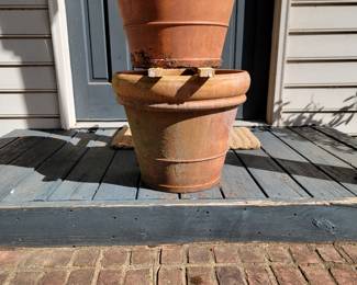 Spring in on it's way.  NOW is the time to purchase great (frost resistant) Italian terracotta jardinieres.
These have great patina.  There are several pairs to choose from.