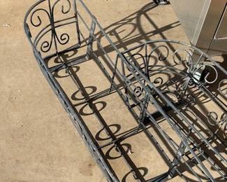 METAL PLANTER