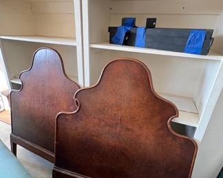 QUEEN ANN STYLE WALNUT DOUBLE BED HEADBOARD