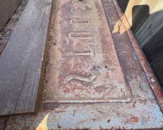 STUDEBAKER TAILGATE- TRUCK BED/TRAILER