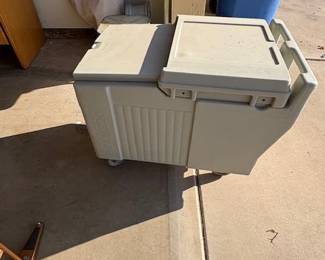 CAMBRO COOLER