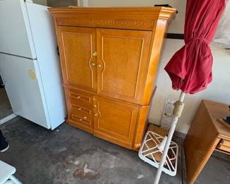 STORAGE CABINET