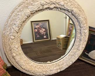 VINTAGE DECORATIVE MIRROR