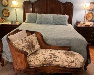King Size adjustable Serta Bed