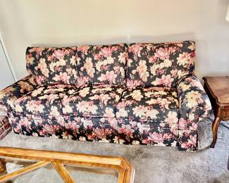 1990s Charles Ray & Associates sofa and love seat in black chintz raw silk linen, both pieces in SUPERB condition! 