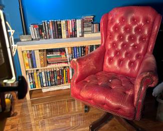 Leather office chair. Tempered Glass Mat. 