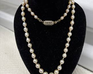 Vintage Genuine Pearl Necklace