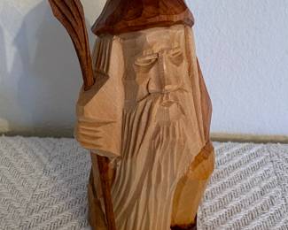Heinzellerhaus Wooden Sculpture