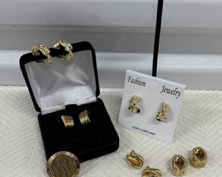 Vintage Goldtone Fashion Jewelry